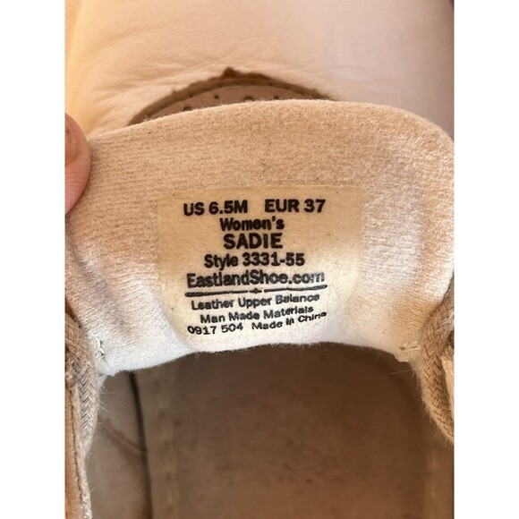 Eastland Saddie Saddle Shoes Women’s Size 6.5 White‎ & Tan Two Tone Leather - Picture 10 of 10